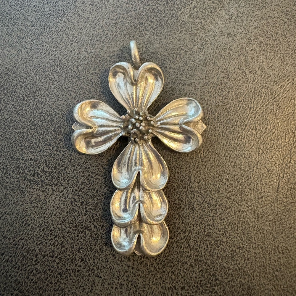 Vintage Marcie USA signed Pewter Dogwood Flower Cross Pendant